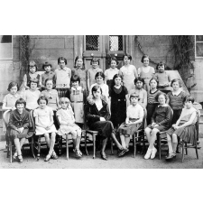 Lycée de Jeunes Filles - Roanne. Album du Cinquantenaire. 1933.