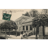St-Léger-du-Bourg-Denis, près Rouen - La Mairie et l'Ecole.