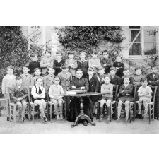 Institution Saint-Joseph (Ancien Petit Séminaire de Tréguier). Lannion. (Côte-d'Armor). 1937-1938.
