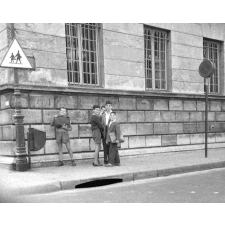 Rentrée scolaire : Devant le lycée Montaigne