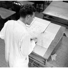 Lycée technique d'Etat : la section bureau de préparation. La constitution d'un dossier de fabrication.