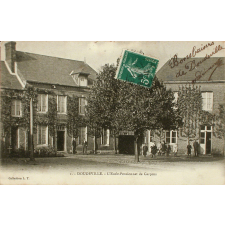 1 - Doudeville - L'Ecole-Pensionnat de Garçons.