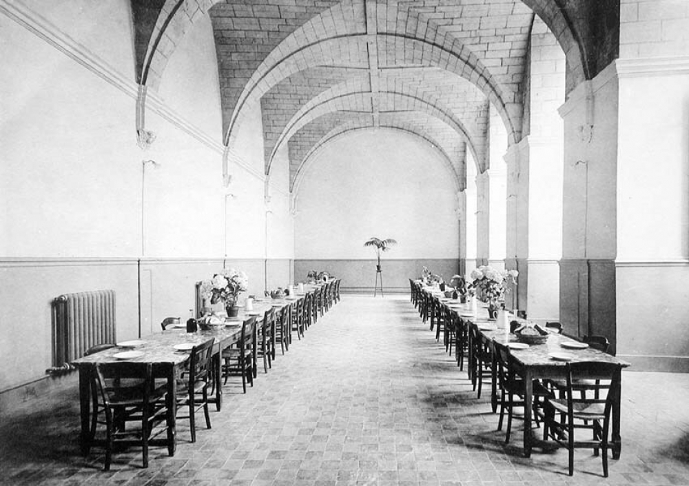 Collège de Jeunes Filles - Angers. Maine-et-Loire. 1928-1929.