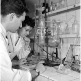 Faculté des sciences : travaux pratiques de chimie. 