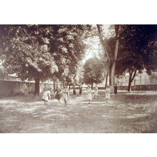 Ecole Primaire Supérieure de Jeunes Filles de Châtillon-sur-Chalaronne (Ain).