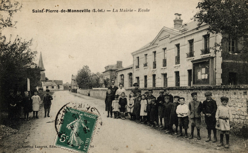 Saint-Pierre-de-Manneville (S.-Inf.) - La Mairie-École.