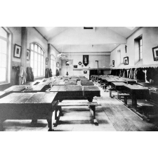 Ecole Notre-Dame de Mont-Roland - Dole. 1931-1932. (Jura).
