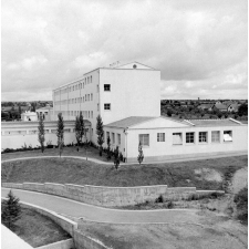 Ecole nationale d'enseignement technique de Montluçon : le bâtiment directorial