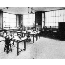 Ecole Nationale Professionnelle Henri Brisson - Vierzon (Cher).