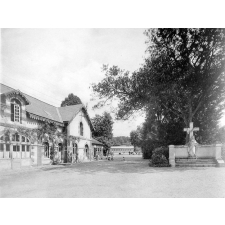 Collège Notre-Dame de Ste-Croix. Le Mans.