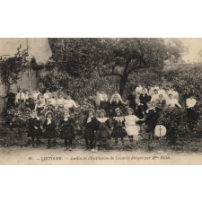 25 - Lectoure - Jardin de l'Institution de Luzarey dirigée par Mme Follet.