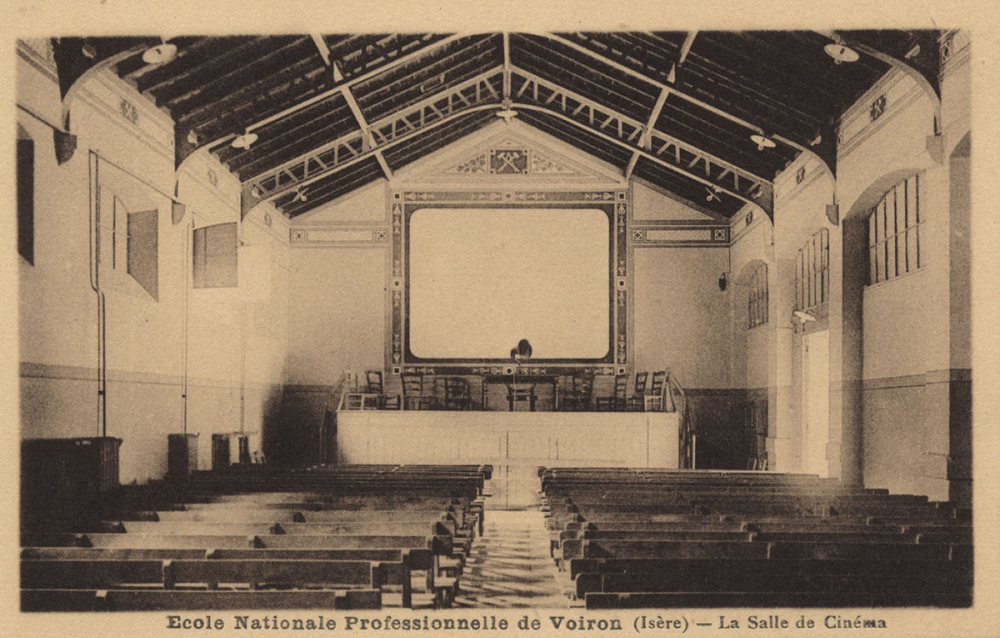 Ecole Nationale Professionnelle de Voiron (Isère) - La salle de Cinéma.