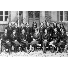 Ecole Pratique de Commerce et d'Industrie de Jeunes Filles de Dijon, 22, rue Condorcet.(Côte d'Or).