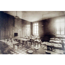 Ecole Primaire Supérieure de Jeunes Filles de Châtillon-sur-Chalaronne (Ain).