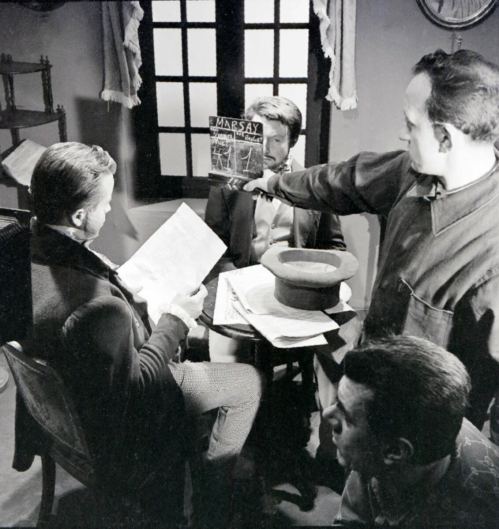 Télévision : Plateau Lhomond : Réalisation du film Marsay : Tournage de la scène du café