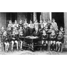 Institution Notre-Dame. Valenciennes. 1933-1934.