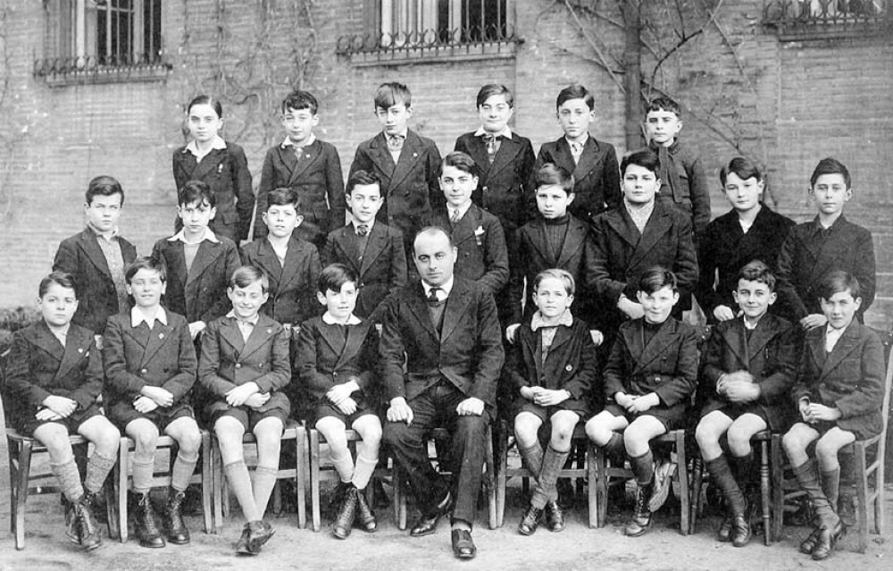 Ecole de l'Immaculée-Conception - Caousou. (Haute-Garonne). 1934-1935.