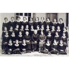 Institut Familial de Jeunes Filles. Montauban. Année 1934-1935.