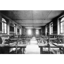 Ecole Chevrollier - Ecole Primaire Supérieure Professionnelle - Angers. (Maine-et-Loire).