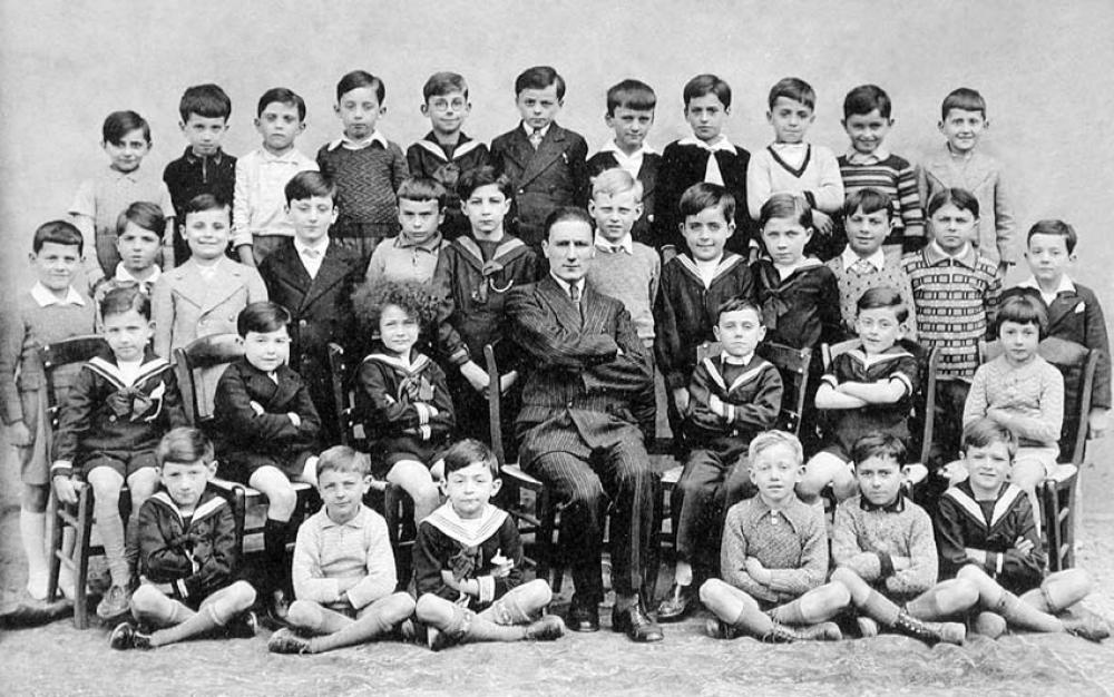 Ecole Saint-Caprais - Agen. (Lot-et -Garonne). 1933-1934.