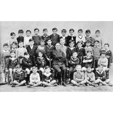 Ecole Saint-Caprais - Agen. (Lot-et -Garonne). 1933-1934.