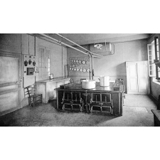 Ecole Primaire Supérieure de Jeunes Filles - Aire-sur-Adour. (Landes). 1935-1936.