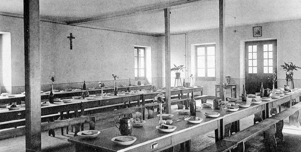 Collège Saint-Michel. Annecy (Haute-Savoie).