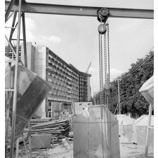 Vie étudiante à Paris : cité universitaire d'Antony, chantier