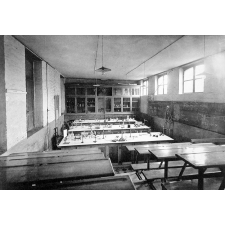 Ecole Primaire Supérieure de Jeunes Filles. Gondecourt. (Nord).