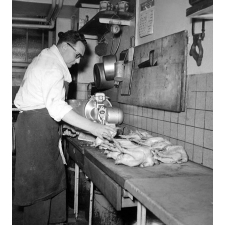 Restaurant universitaire à Paris, Le Mabillon : la cuisine