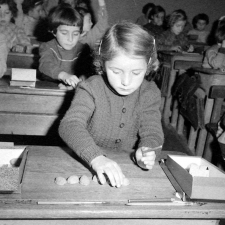 Enseignement primaire : le calcul à partir de coquilles de noix