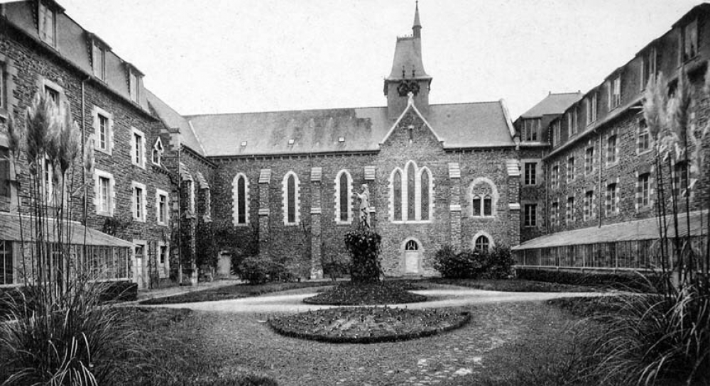 Petit Séminaire Sainte-Croix - Châteaugiron. (Ille et vilaine). 1940-1941.