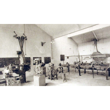Ecole Primaire Supérieure et Ecole d'Artisanat Rural de Garçons - Chasseneuil. (Charente).