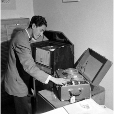 Enseignement audiovisuel : un poste d'enregistrement.