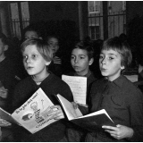 Enseignement musical, cours de Mme Cory : la répétition du chant.