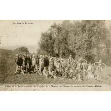 Les Jeux de la prairie - Office de la Seine-Inférieure des Pupillles de la Nation - Colonie de vacances des Grandes-Dalles.