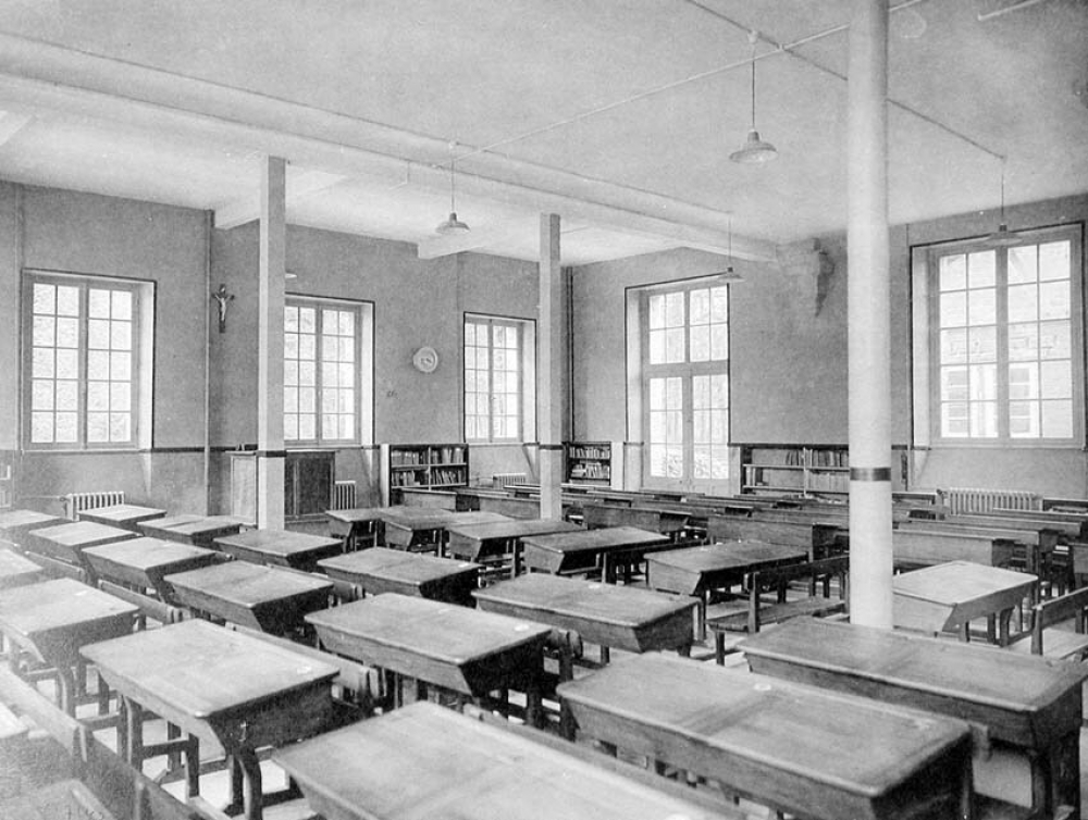 Saint-Louis - Petit Séminaire de Bourges - Neuvy-Sur-Barangeon (Cher).