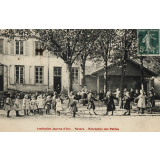 Institution Jeanne-d'Arc - Nevers - Récréation des Petites.