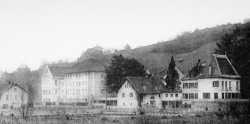 Collège Saint-Michel. Annecy (Haute-Savoie).