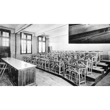 Ecole Pratique de Commerce et d'Industrie et Primaire Supérieure de Nîmes.