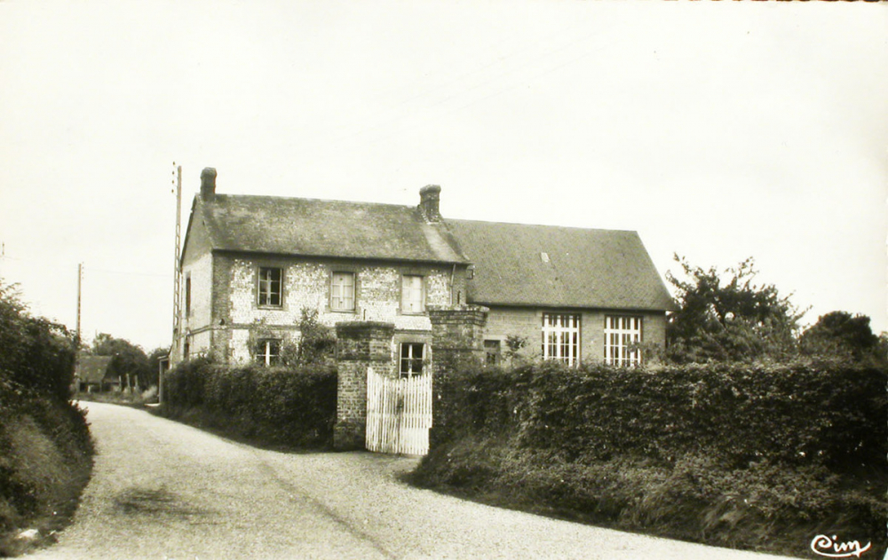 Ardouval (S.-Mme) - 6538 - La Mairie - L'Ecole.