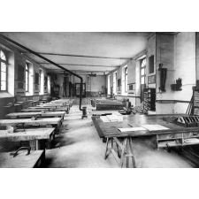 Ecole Chevrollier - Ecole Primaire Supérieure Professionnelle - Angers. (Maine-et-Loire).