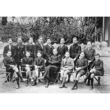 Ecole Libre de la Trinité - Béziers. (Hérault). 1925-1926.