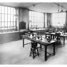 Ecole Nationale Professionnelle de Vierzon. (Cher).