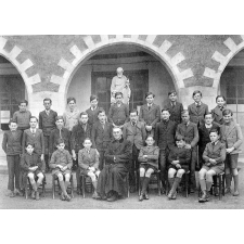 Institution St-Joseph - Fondée en 1543. Ancenis. (Loire - Atlantique). 1940-1941.
