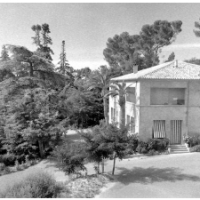 Collège d'enseignement technique de garçons : le parc.