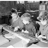 Méthode Freinet : l'apprentissage de l'imprimerie et la réalisation d'un journal scolaire. Le choix des caractères.