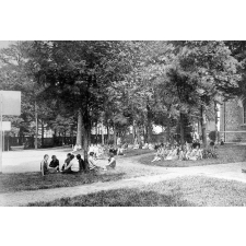 Ecole Normale d'Institutrices. St-Germain-en-Laye - 1929.