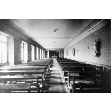 Ecole Notre-Dame de Mont-Roland - Dole. 1931-1932. (Jura).