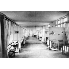 Ecole Primaire Supérieure de Jeunes Filles. Avesnes. 1932-1933. 